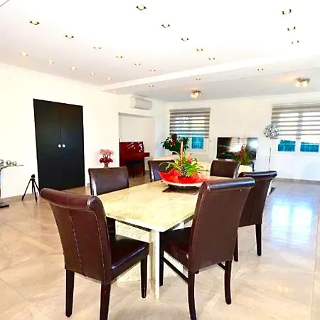 Vila Oceane Villeneuve-Loubet